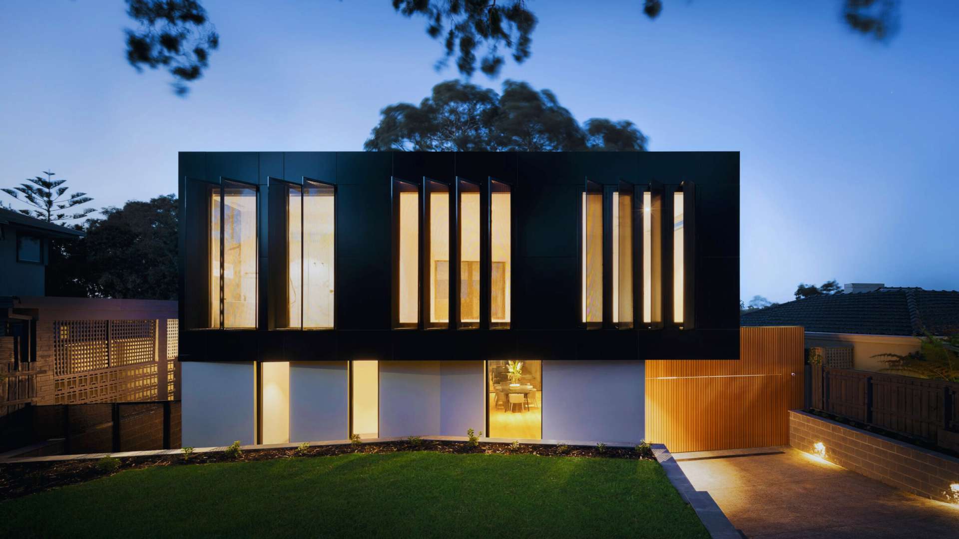 houseNight2