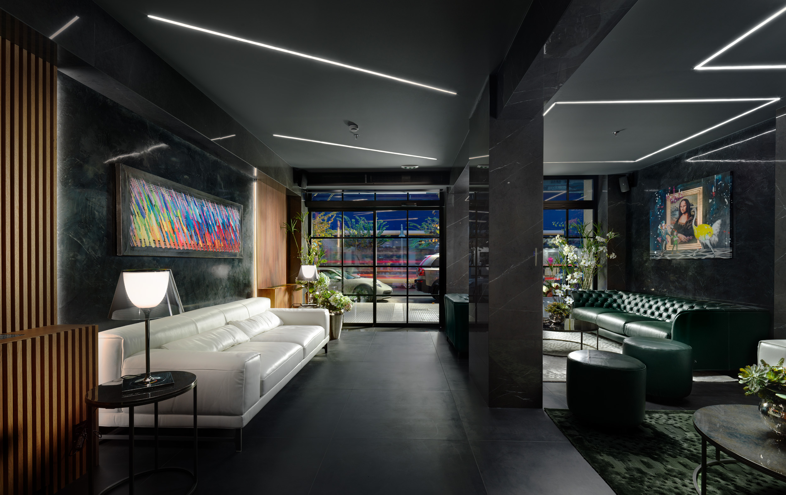Page20 Boutique Hotel Lobby and Reception: Refined decor and genuine hospitality for welcoming guests.
